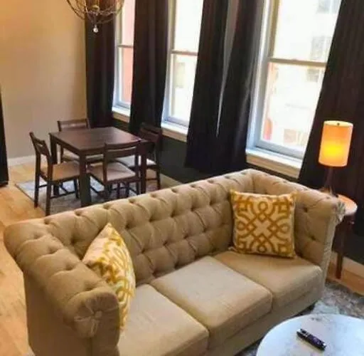 1Br With W&D Americas Center Downtown