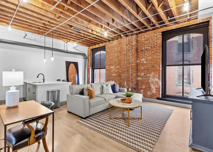 Premier Downtown Loft, Steps To Arch & Convention Center