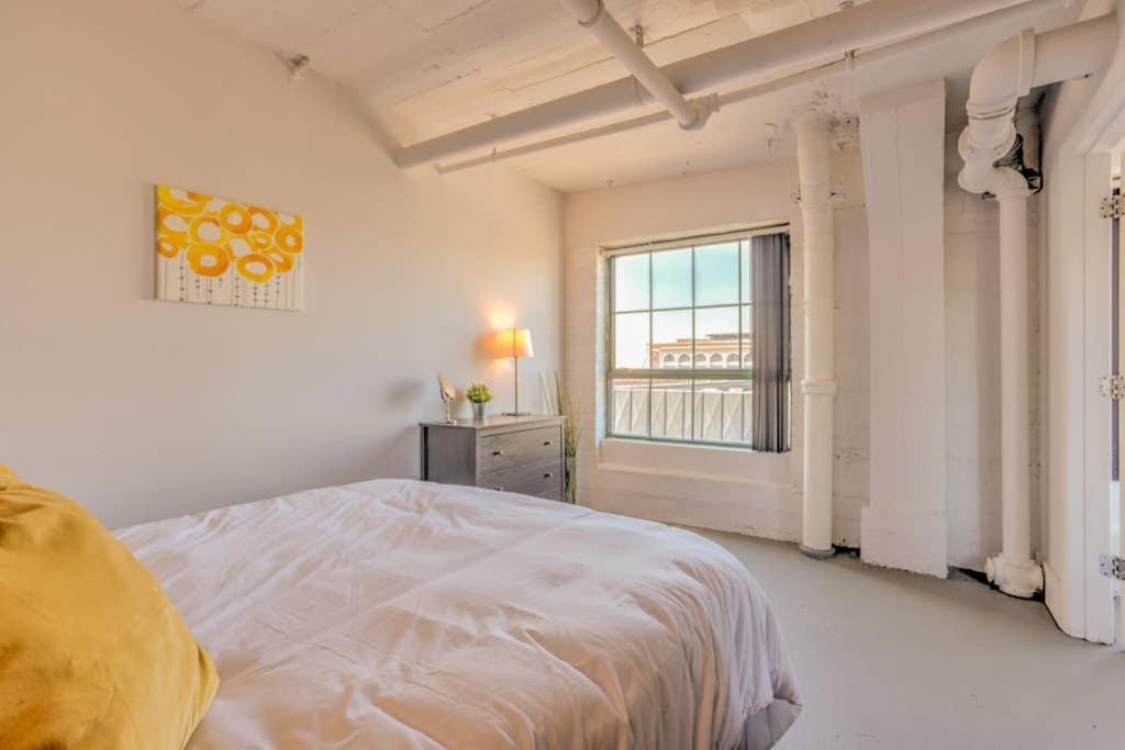 Vogue Loft Walk To Citymu/cards/aquarium/convctr Saint Louis
