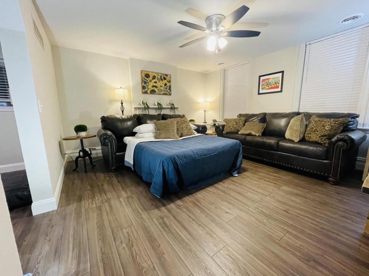 Apartment Better Than A And Walk To Breakfast! Saint Louis