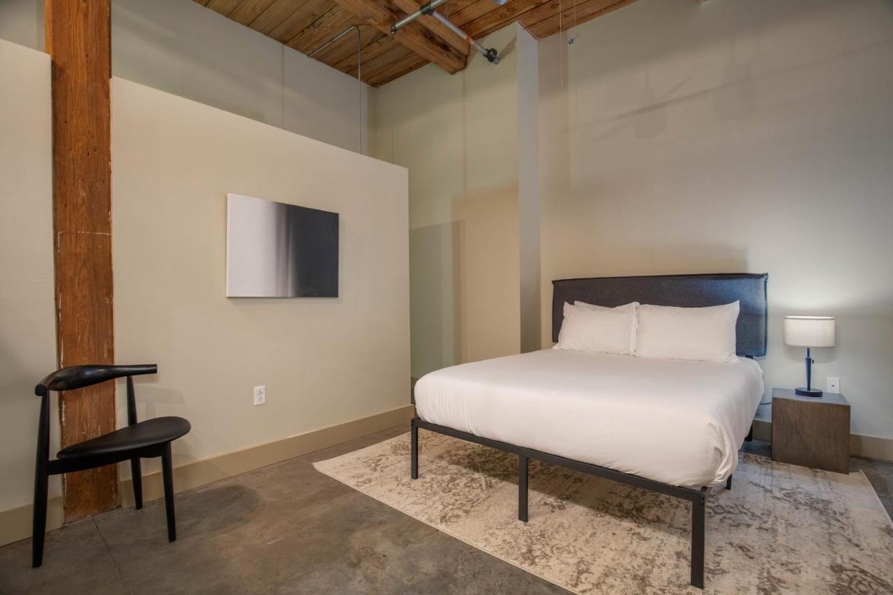 Apartment Frontdesk Bright 1 Bedroom Apt Near The Gateway Arch *