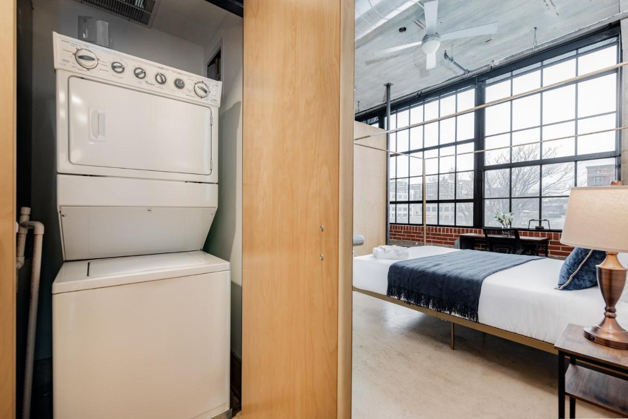 Apartment Cozysuites Stunning 1br Adler Loft With Parking Saint Louis