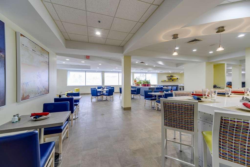 Hotel St Louis Airport *