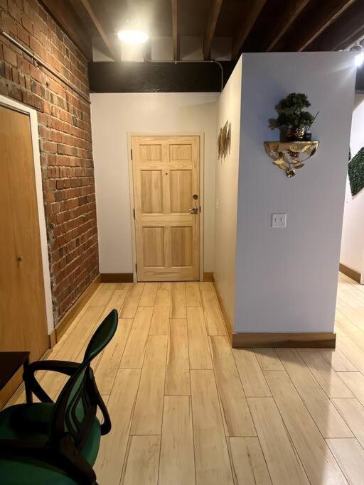 Serene Living Downtown Stl Loft Apartment *