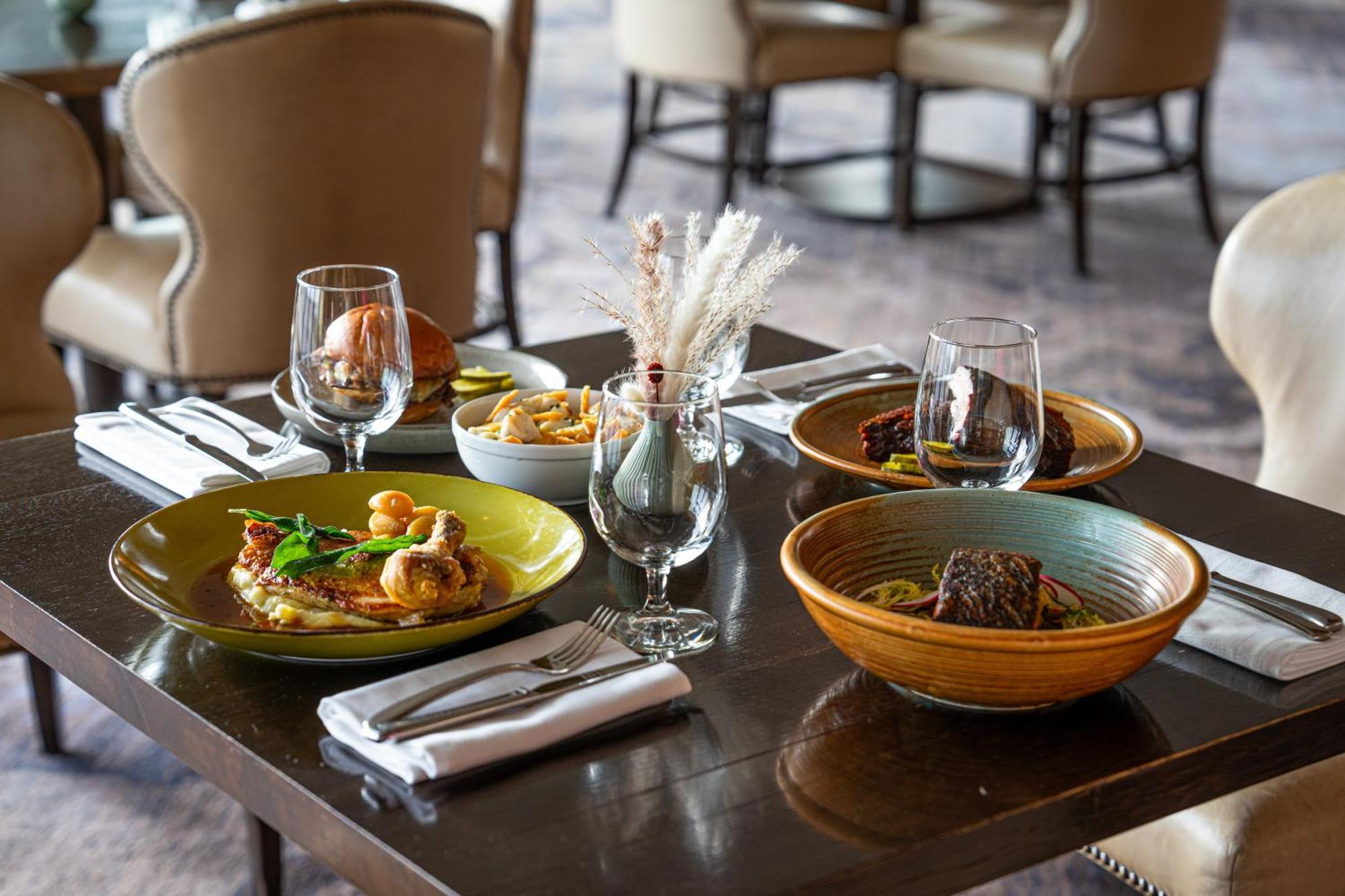 Four Seasons 5*