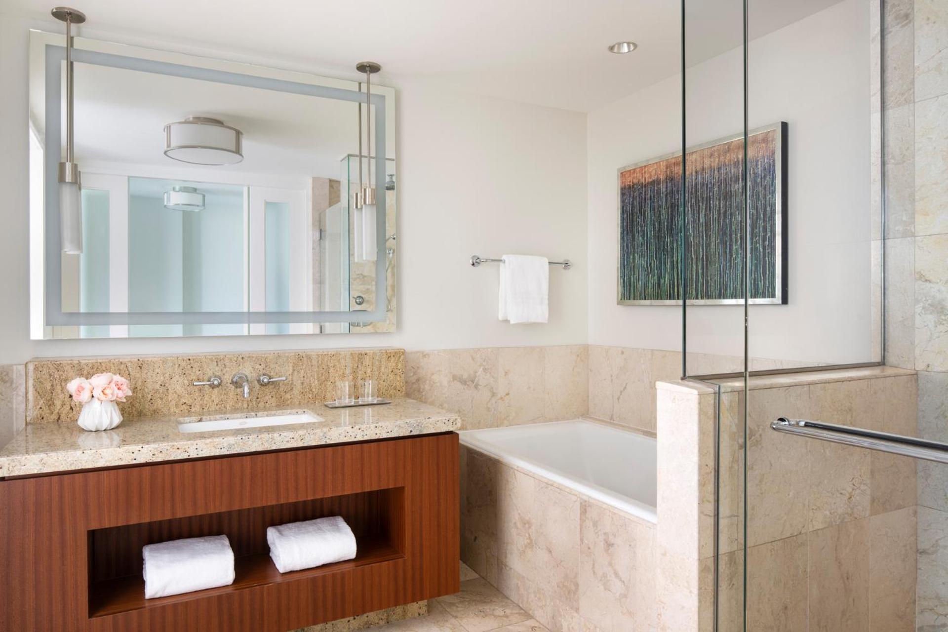 Four Seasons 5* Saint Louis