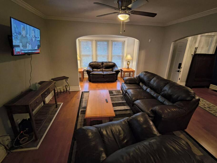 2 Story With Character *