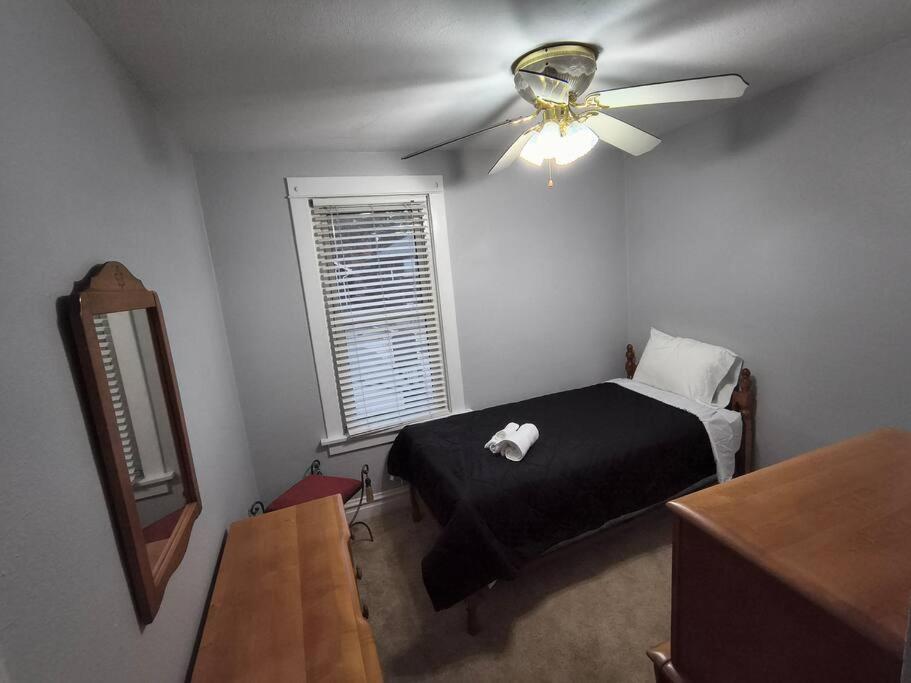 2 Story With Character Saint Louis