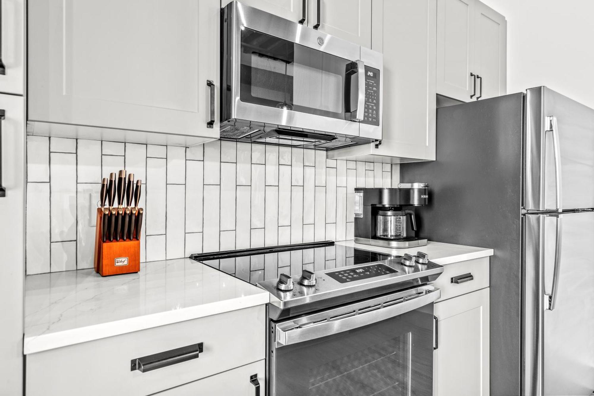 Apartment 1br Dwtn Loft-parking-wd-g209 *