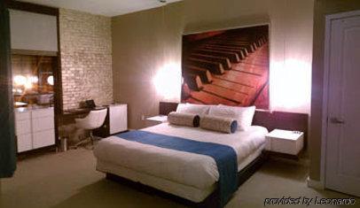 Ignacio - Hotel Saint Louis