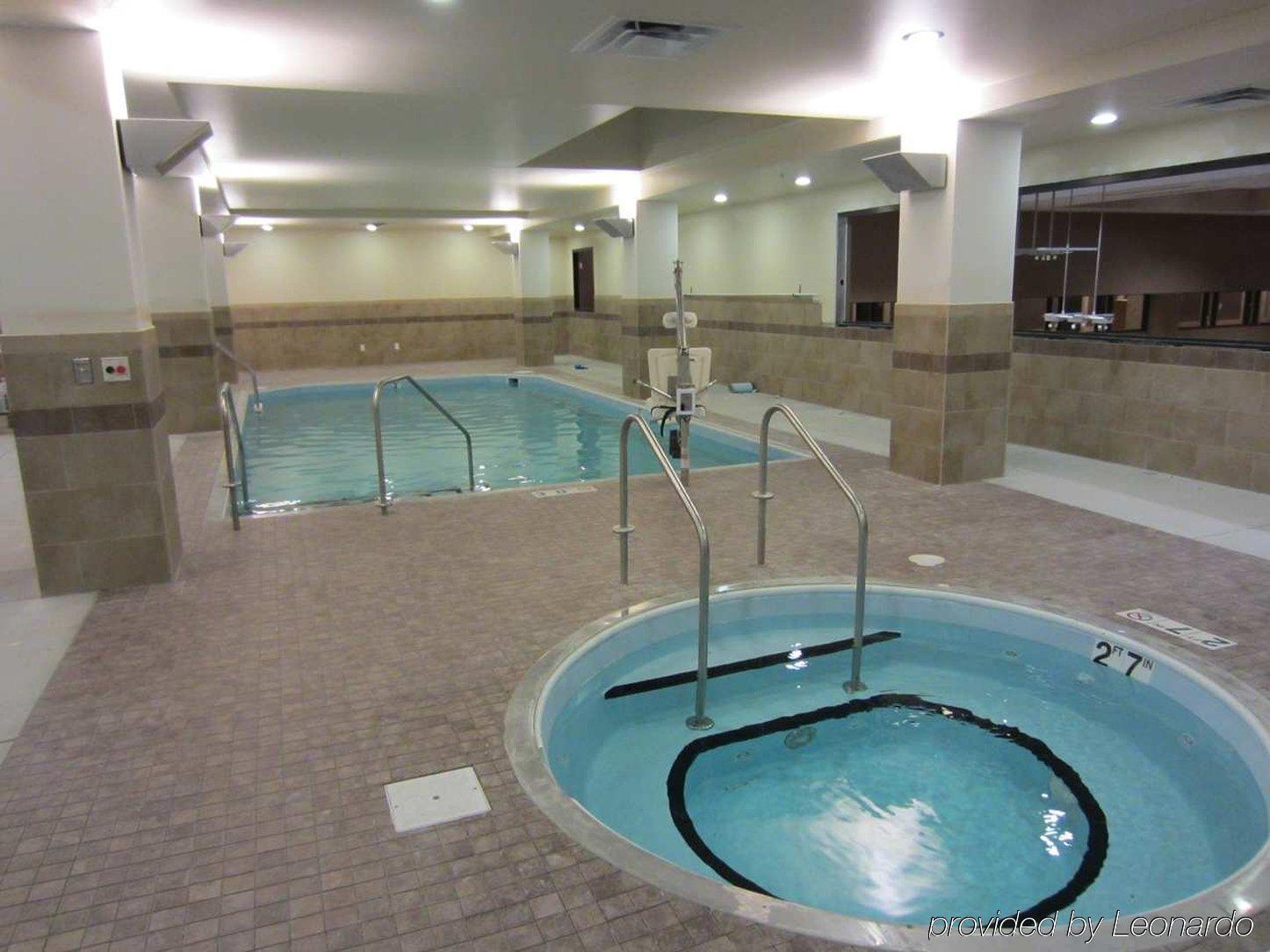 Hotel Embassy - Downtown Saint Louis