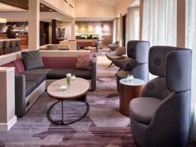 Courtyard By Marriott Downtown West Saint Louis