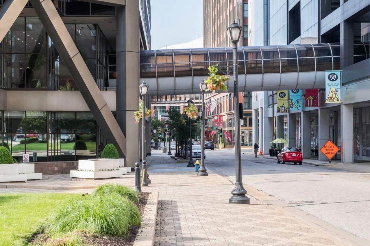 Frontdesk 1209 Washington Ave Apts Downtown St Louis * Saint Louis