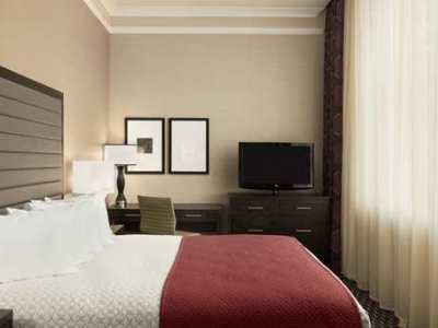 Embassy - Downtown Saint Louis
