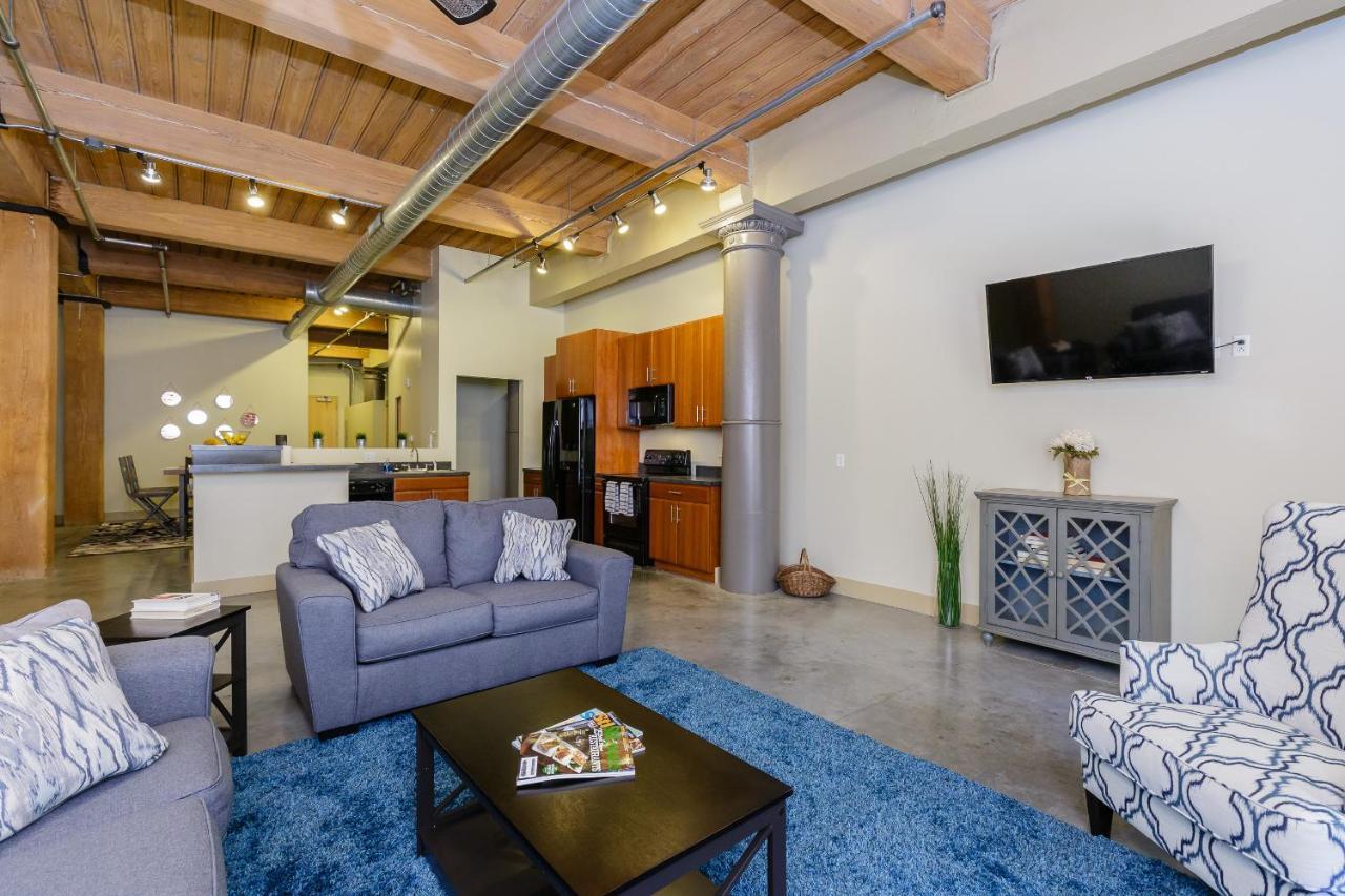 Posh Loft Walk To Cards And Convention Center Saint Louis