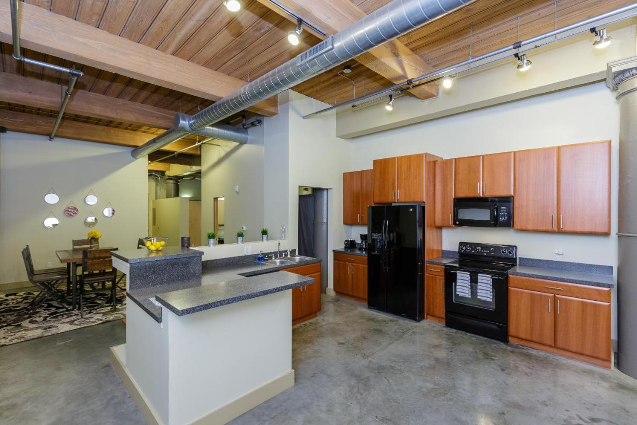 Apartment Posh Loft Walk To Cards And Convention Center Saint Louis