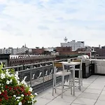 Spacious Dt 2Br With Gym By Zencity