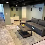 Family Friendly Cottage Near Stl Zoo
