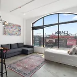 Ballpark Luxury Loft Steps From Arch