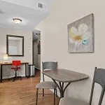 Cozy City Getaway In The Heart Of Saint Louis!