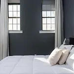 Frontdesk 1 Bedroom Apt 3 Miles To Botanical Gardens