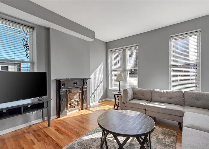 Amazing Recently Rehabbed Stl Unit In Prime Soulard Location 713A