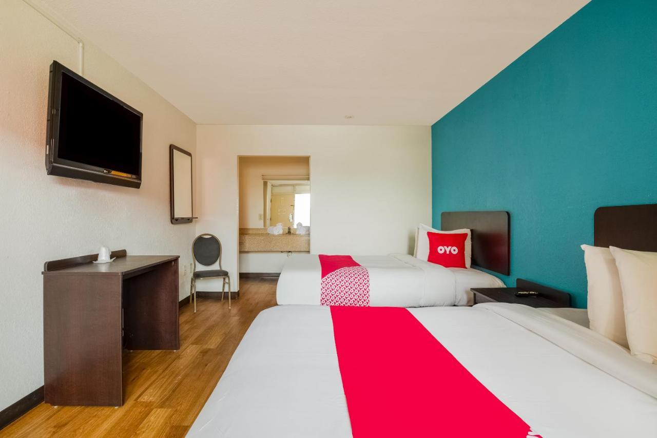 Oyo St. Louis Lambert Airport 2* Woodson Terrace