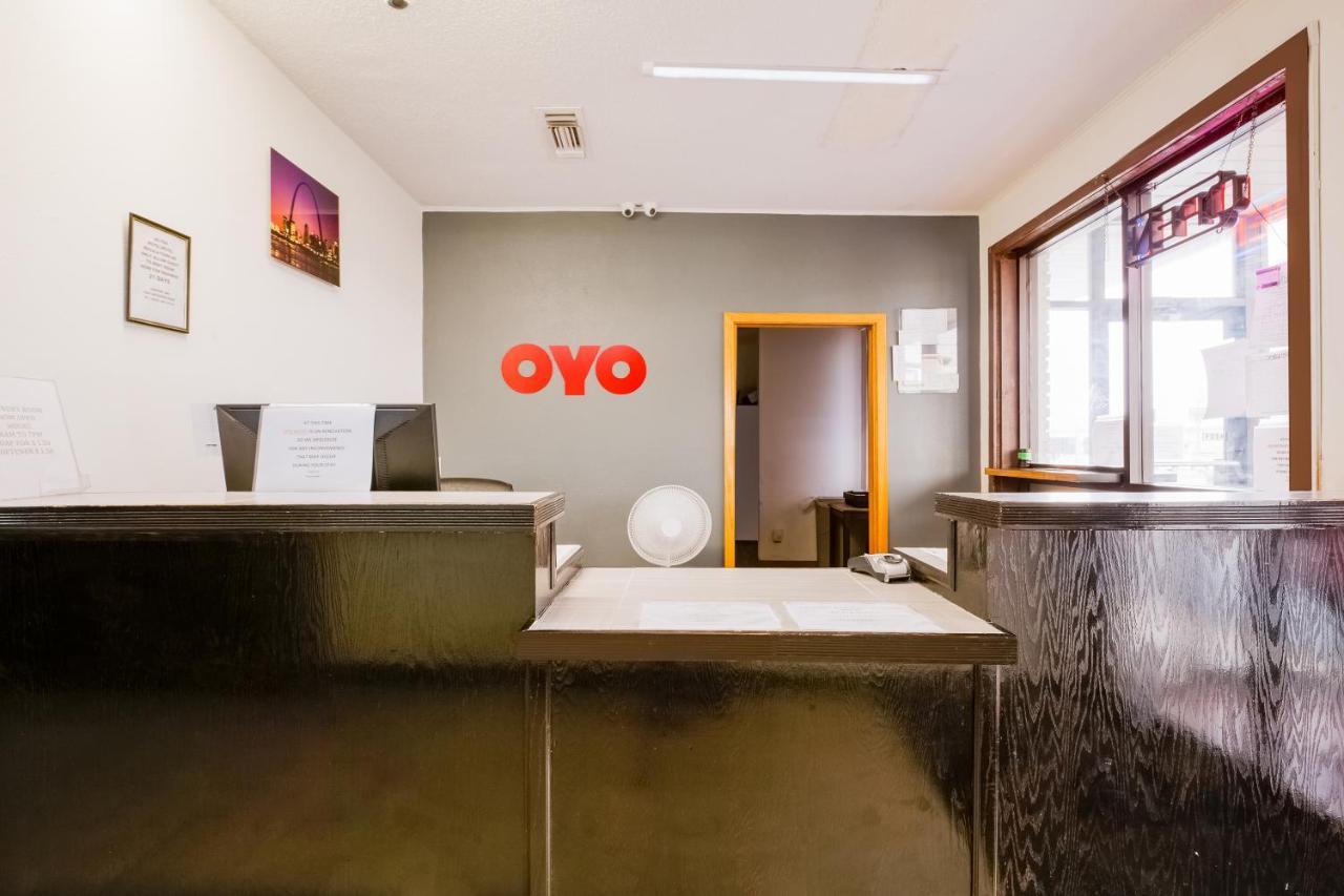 Hotel Oyo St. Louis Lambert Airport