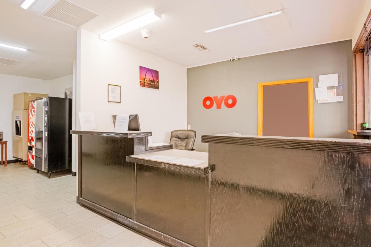 Hotel Oyo St. Louis Lambert Airport