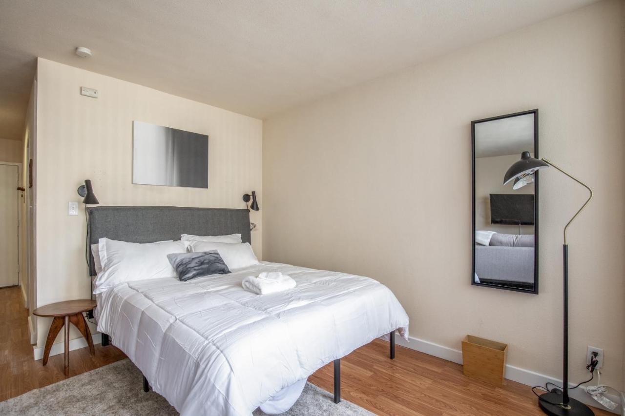 Cozy Dt Studio With Full Kitchen By Zencity * Saint Louis