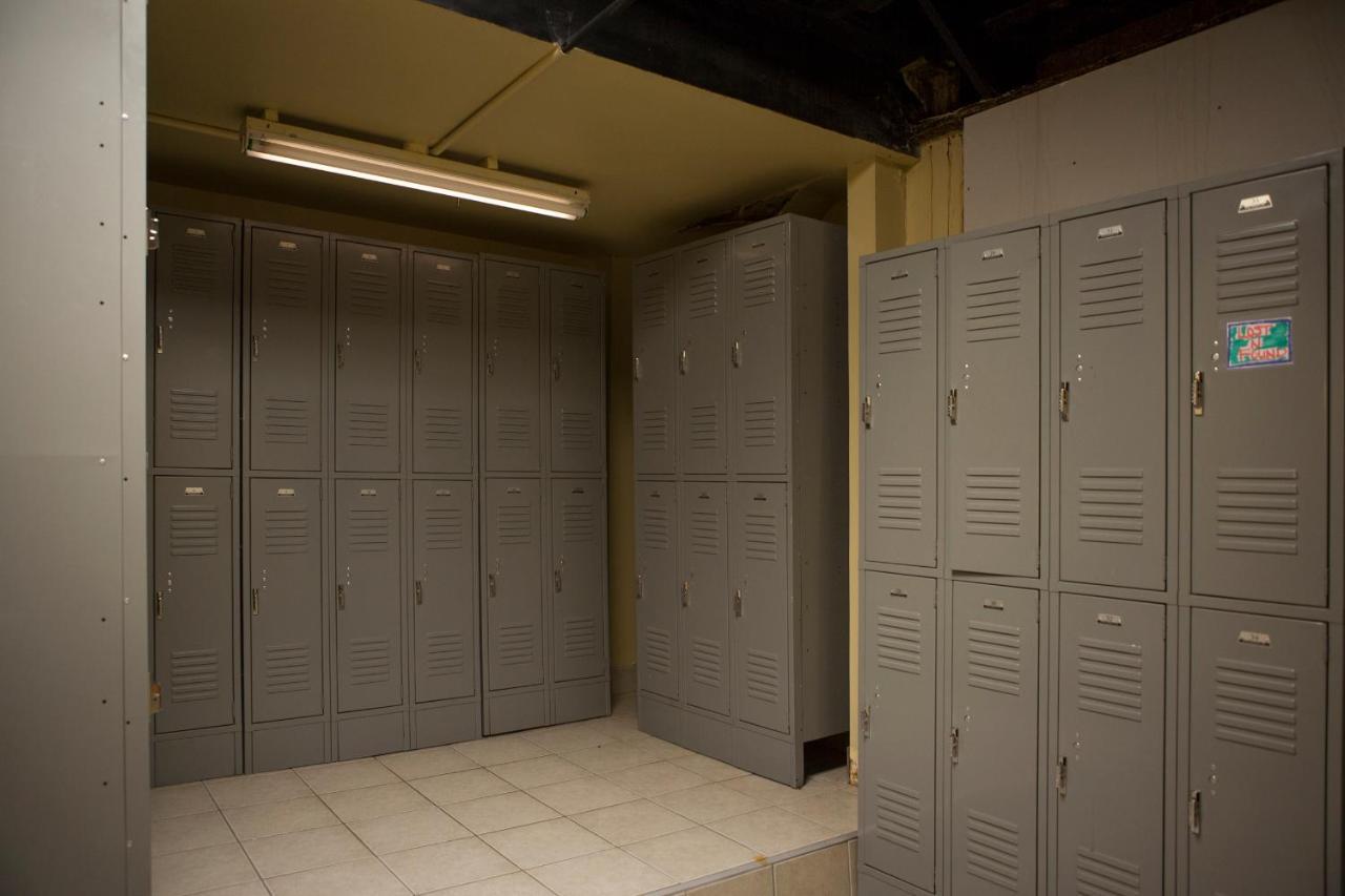 Hostel The Mancave *