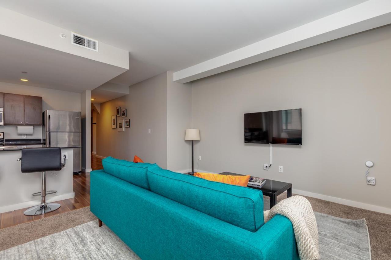 Park Pacific - Spacious Dt Apts With Free Parking By Zencity Saint Louis