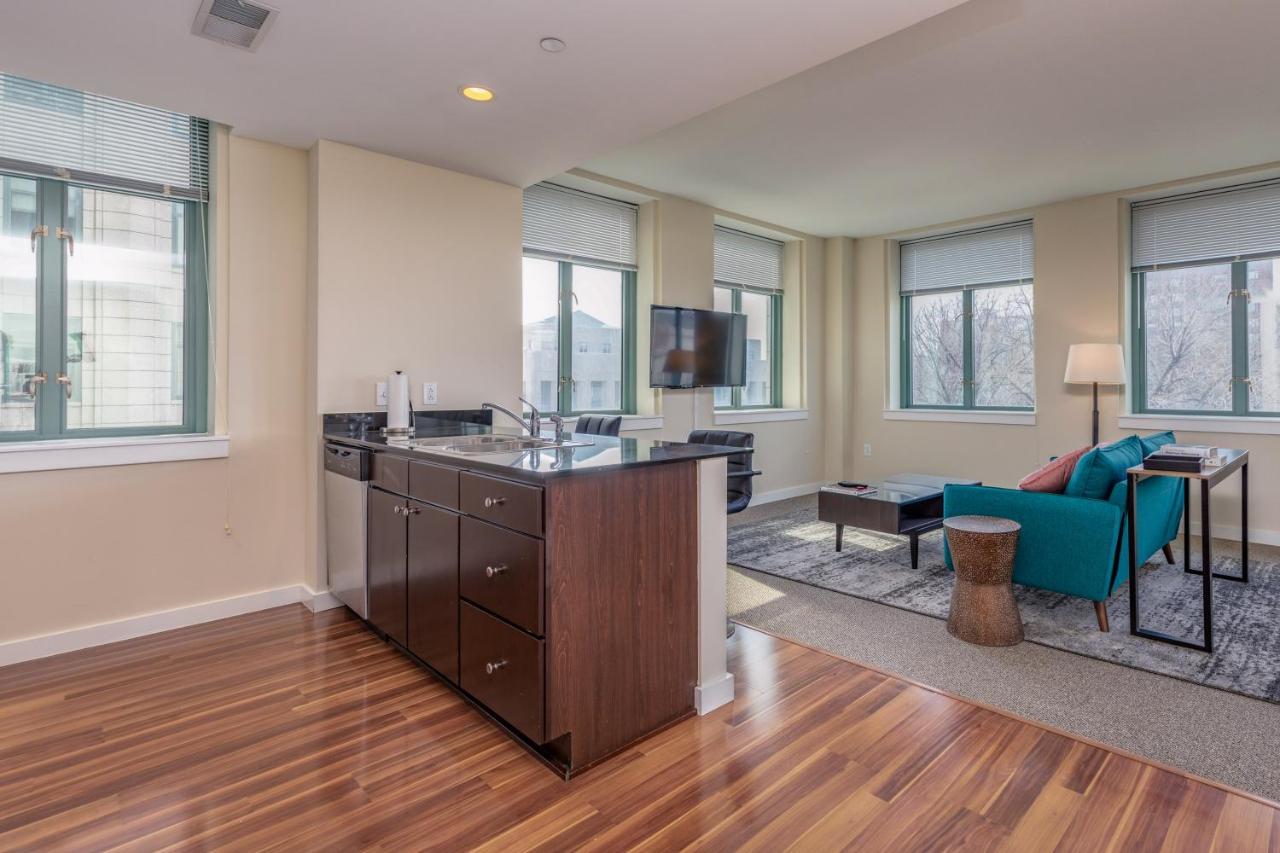 Park Pacific - Spacious Dt Apts With Free Parking By Zencity Aparthotel *