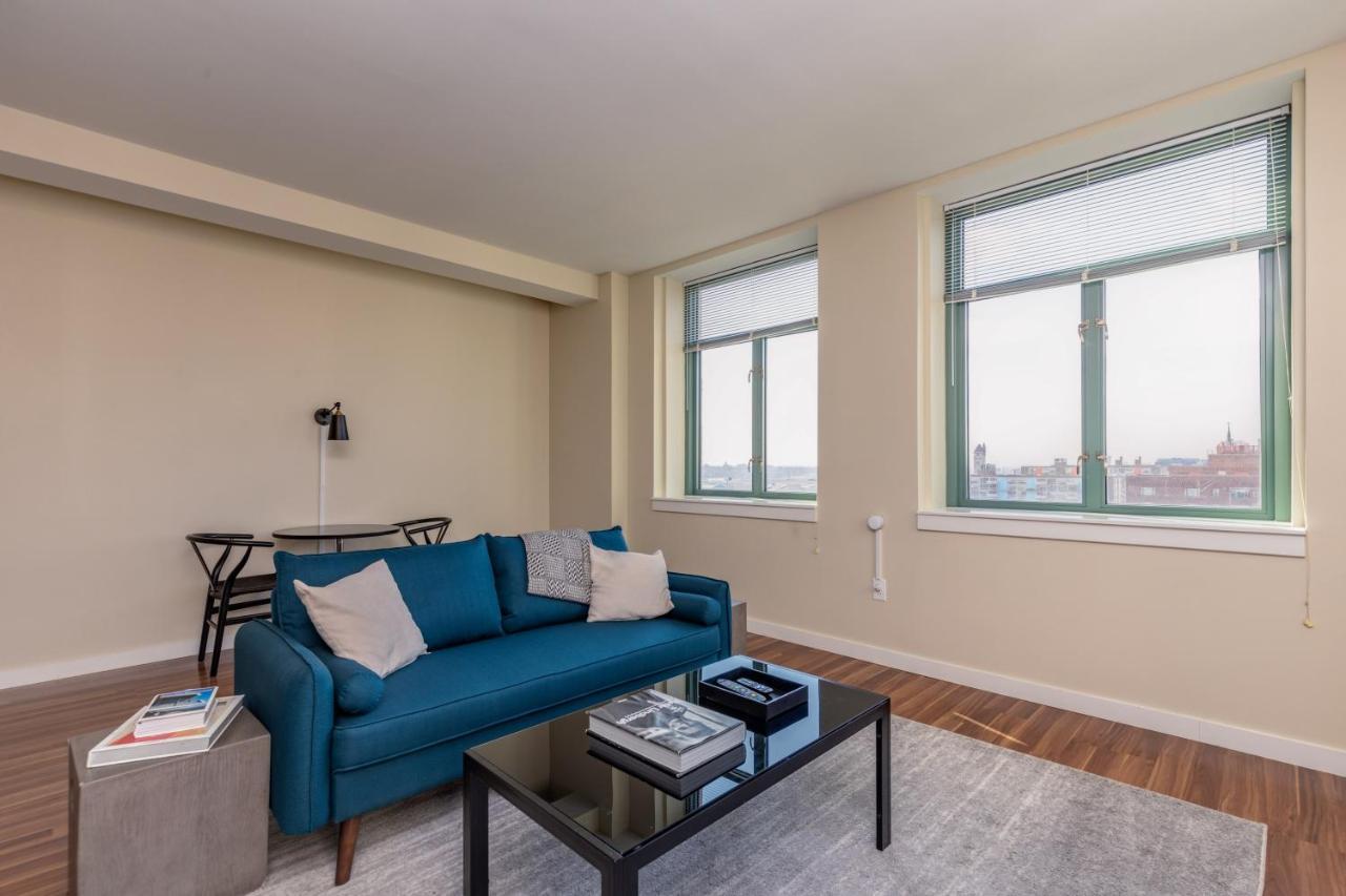Park Pacific - Spacious Dt Apts With Free Parking By Zencity *