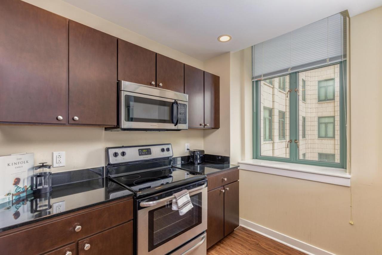 Park Pacific - Spacious Dt Apts With Free Parking By Zencity *