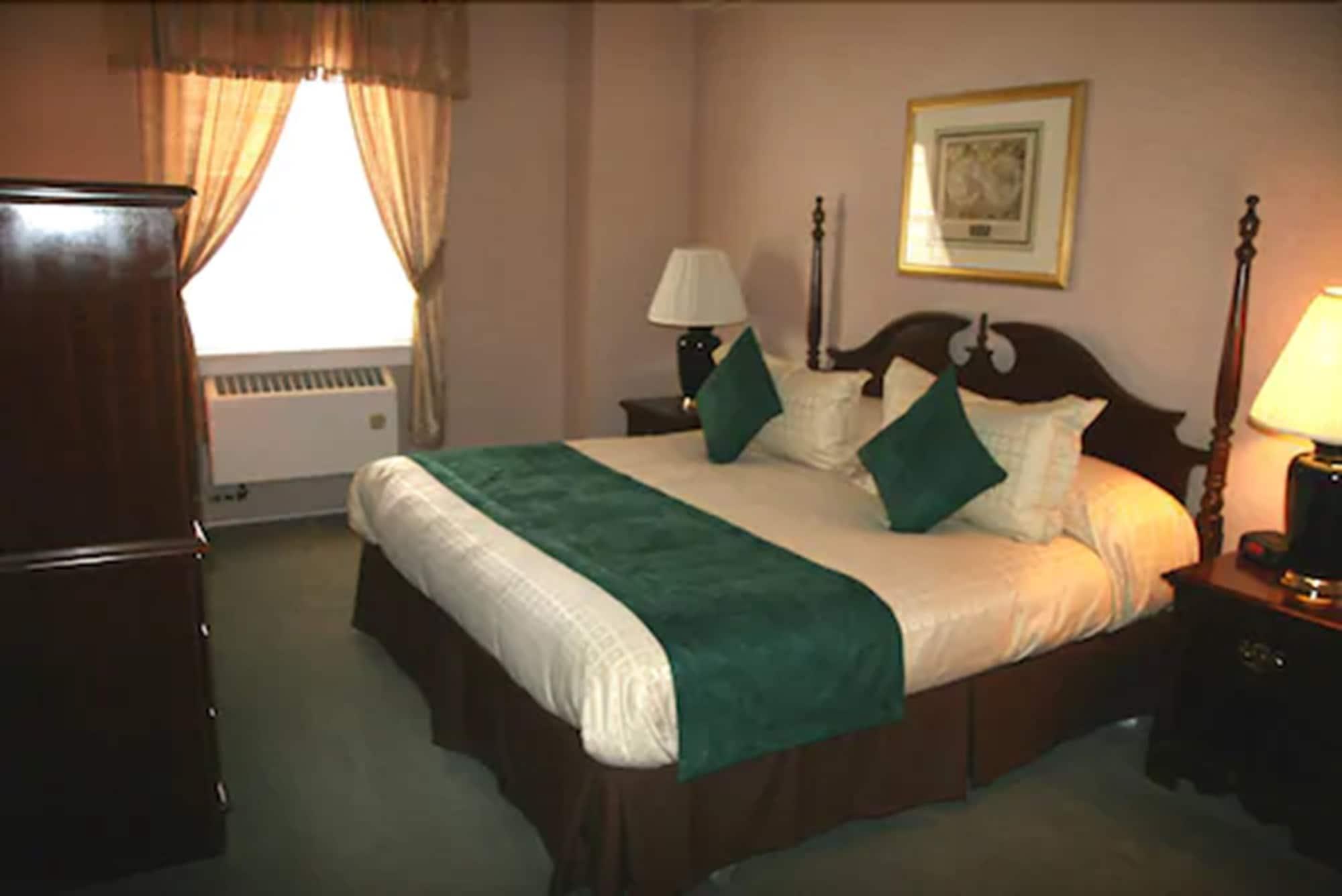 Missouri Athletic Club 3*