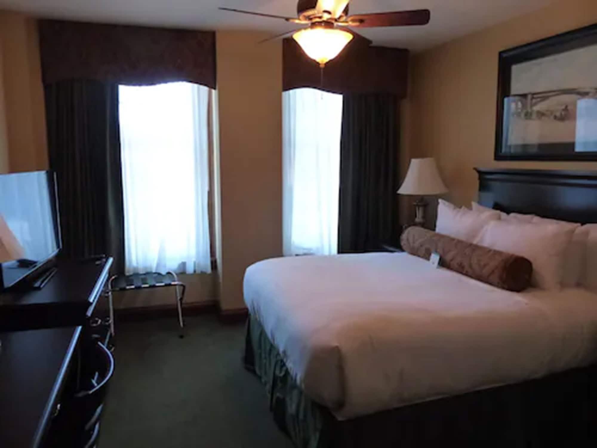 Hotel Missouri Athletic Club 3*