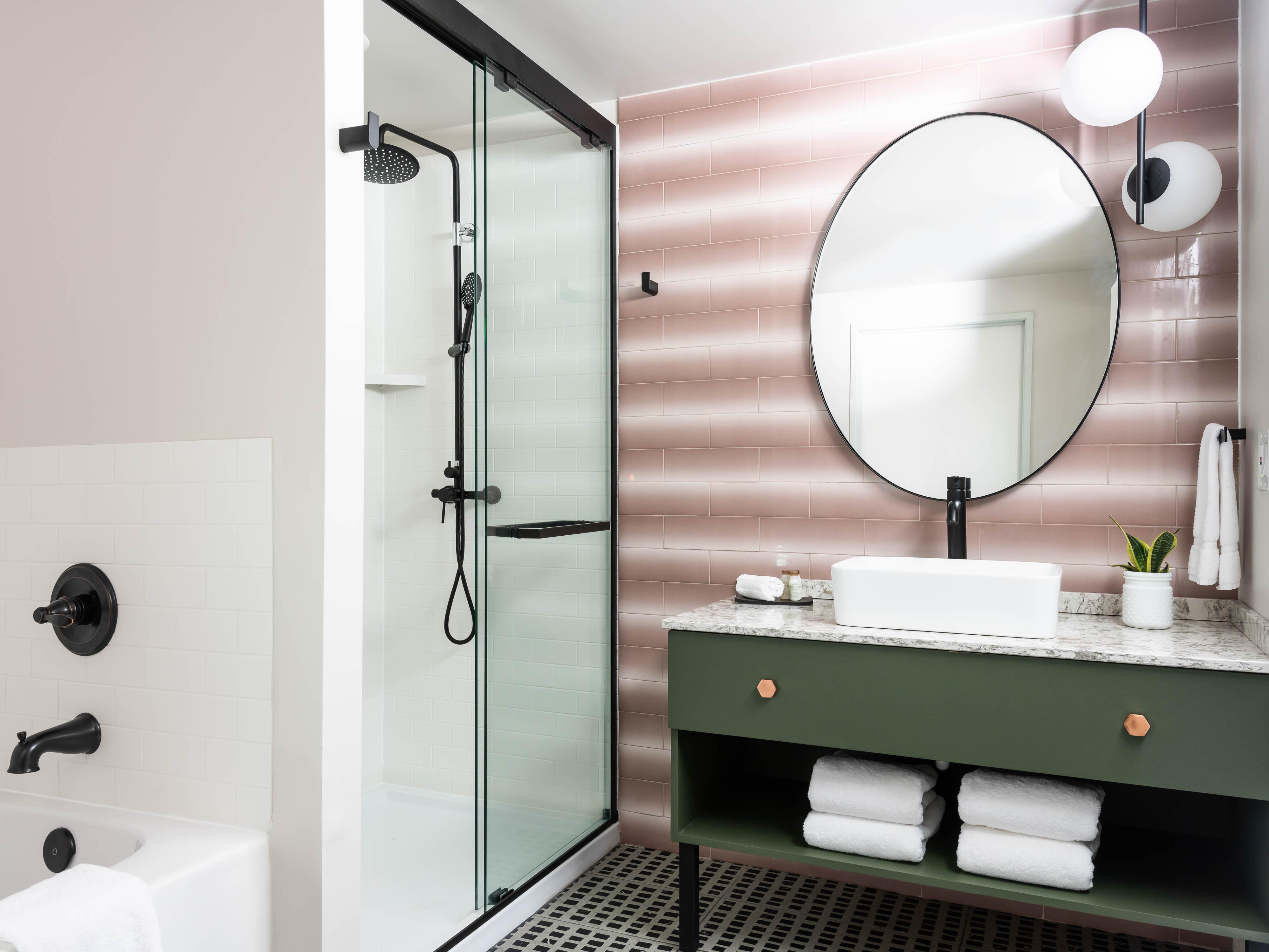 Express West End By Ihg Hotel Saint Louis