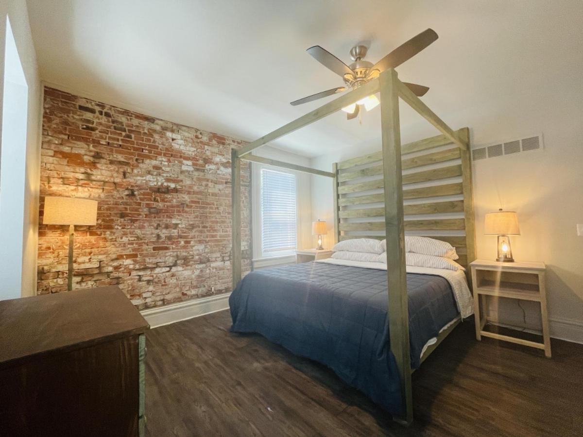 Better Than A And Walk To Breakfast! Apartment *