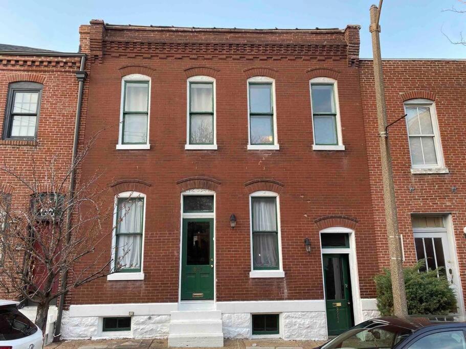 La Casa En Soulard ~ 5-star Location ~ No Chores! * Saint Louis