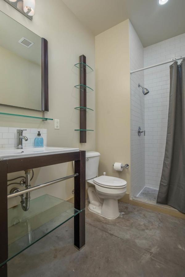 Apartment Frontdesk Bright 1 Bedroom Apt Near The Gateway Arch Saint Louis