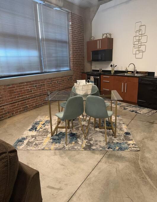 Apartment Luxury Cozy Loft Downtown Stl Saint Louis