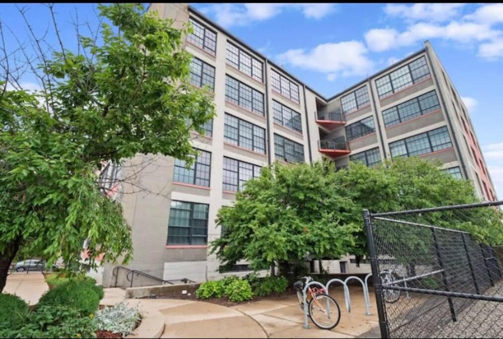 Luxury Cozy Loft Downtown Stl * Saint Louis