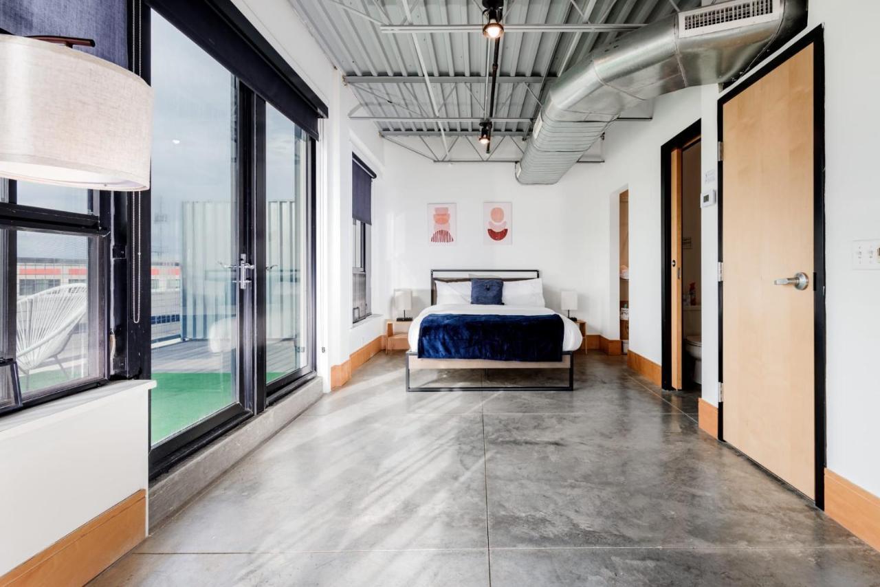 Cozysuites Gorgeous 2br Penthouse W Skyline View