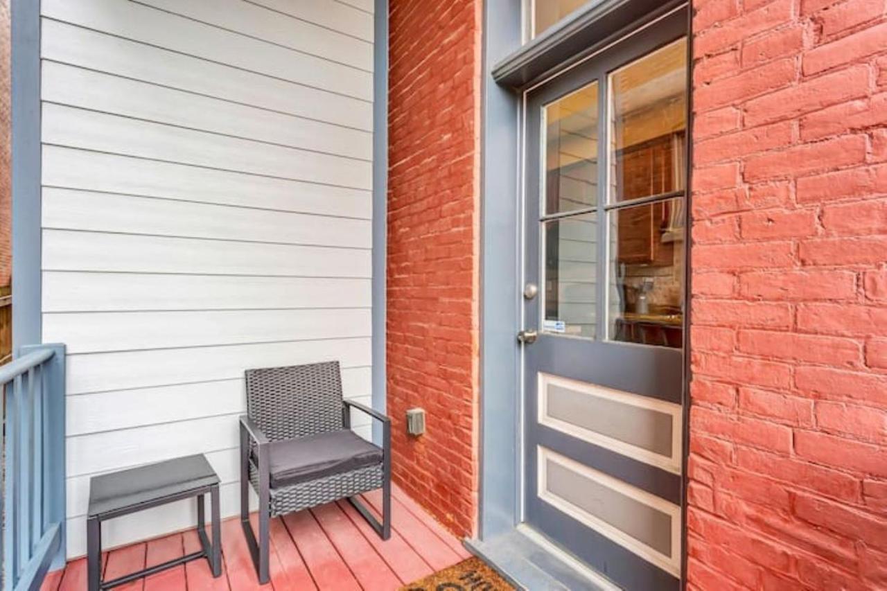 Holiday home Historic Benton Park Townhome *