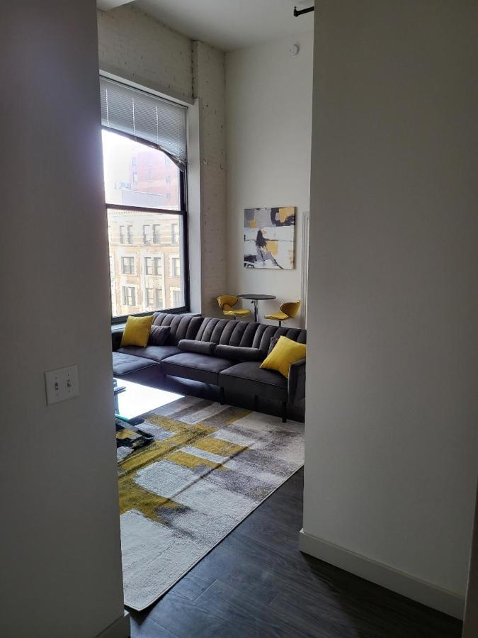 Prime Location Alert!! * Saint Louis