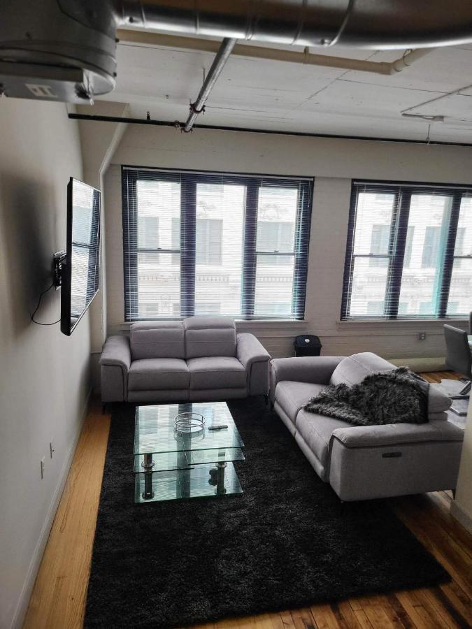 Prime Location Alert!!