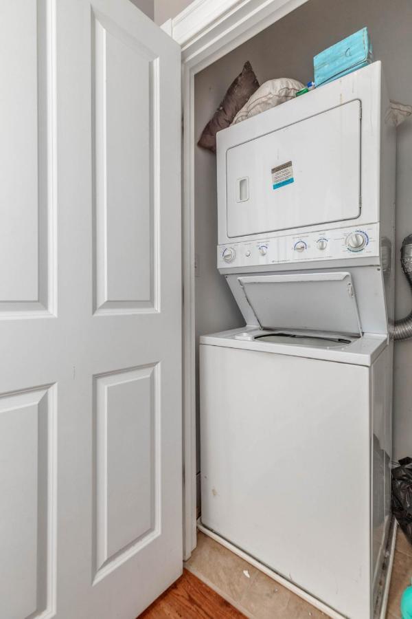 Holiday home Historic Benton Park Townhome *