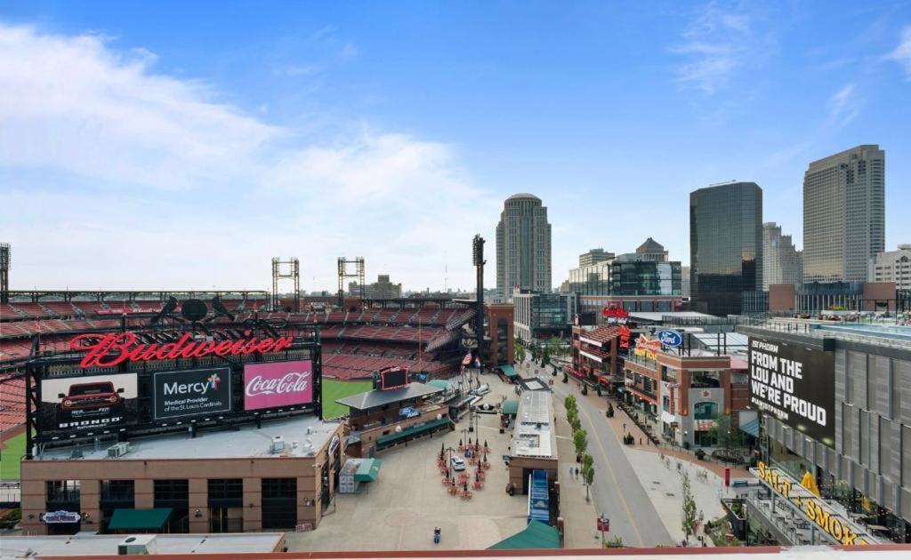 Downtown Near Busch Stadium/convention Center *