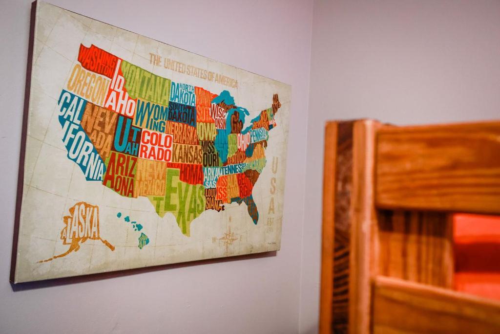 Cozy City Getaway In The Heart Of Louis! * Saint Louis